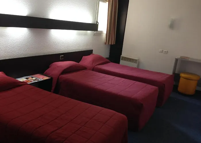 & Hotel Sarcelles